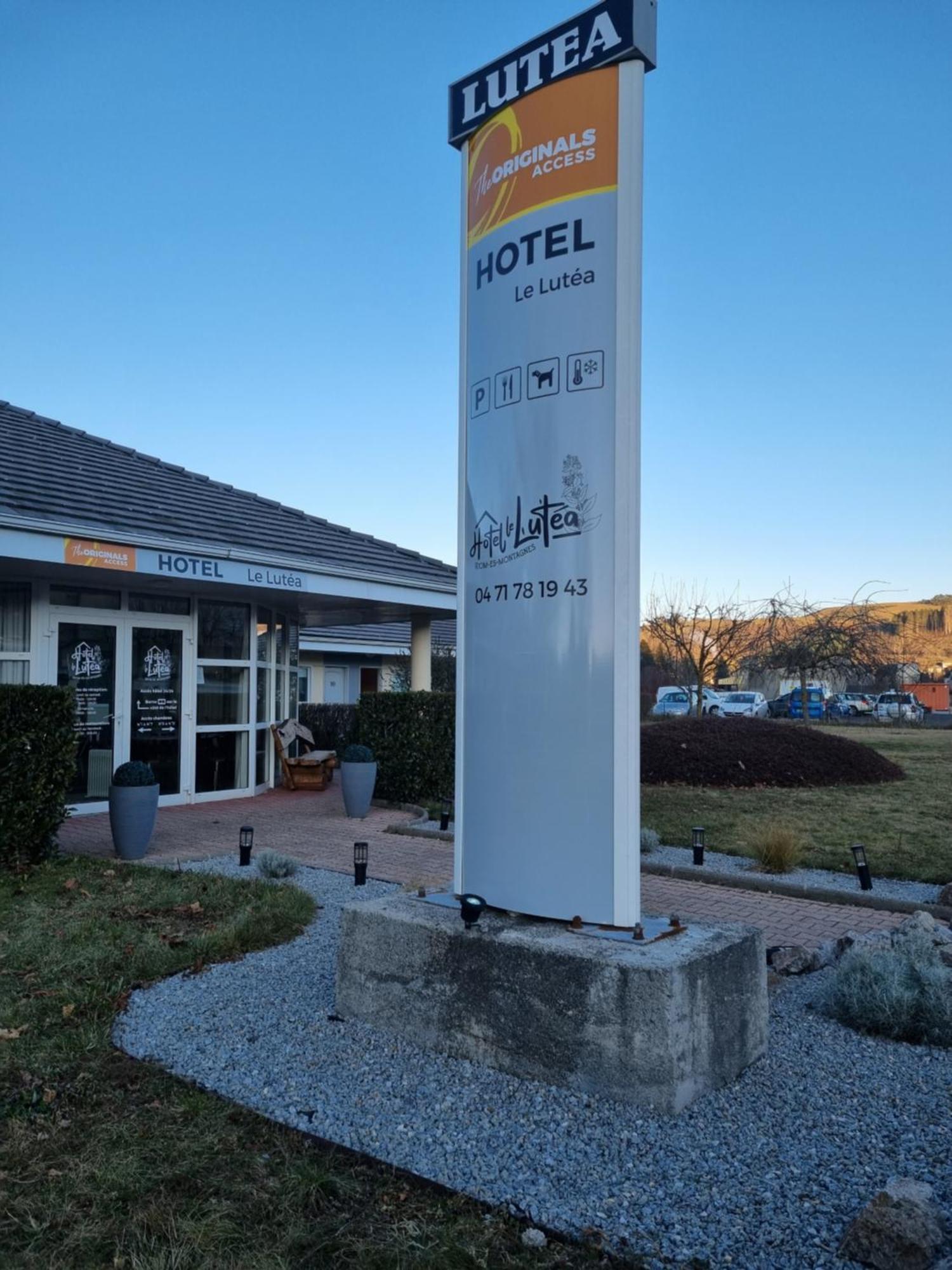 The Originals Access, Hotel Le Lutea Riom-es-Montagnes Exterior foto