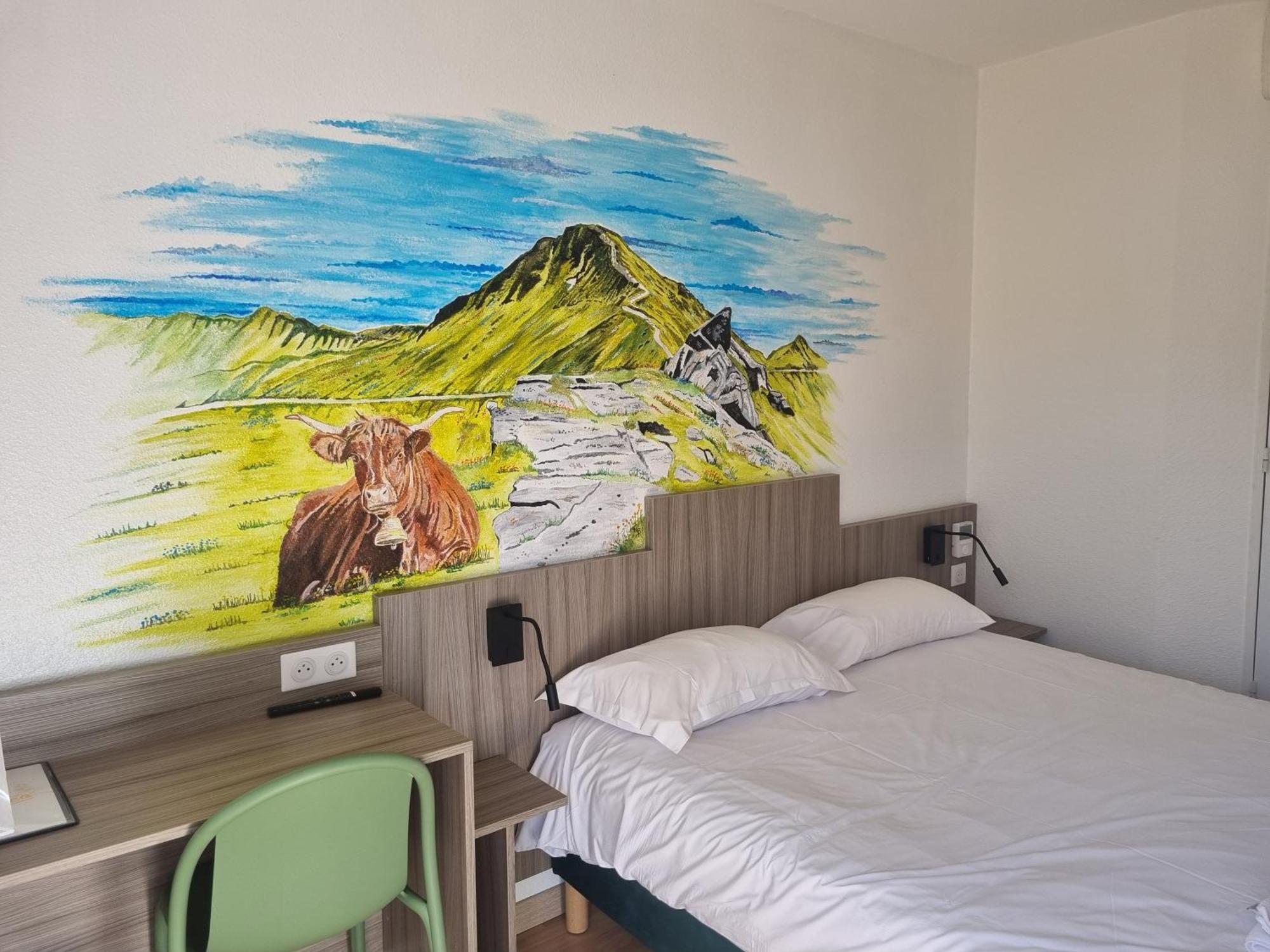 The Originals Access, Hotel Le Lutea Riom-es-Montagnes Exterior foto